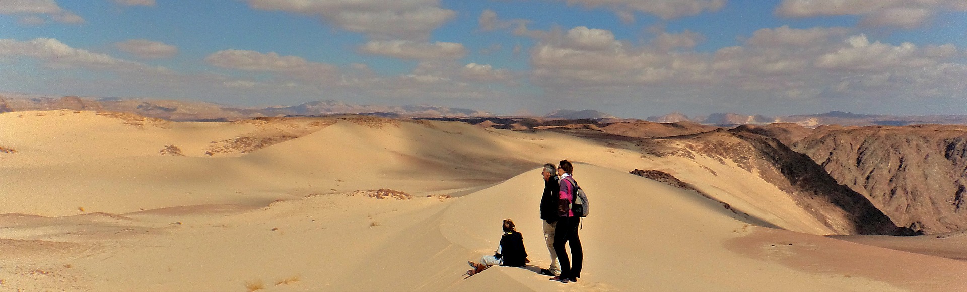 desertjoy life changing journeys door de sinai woestijn